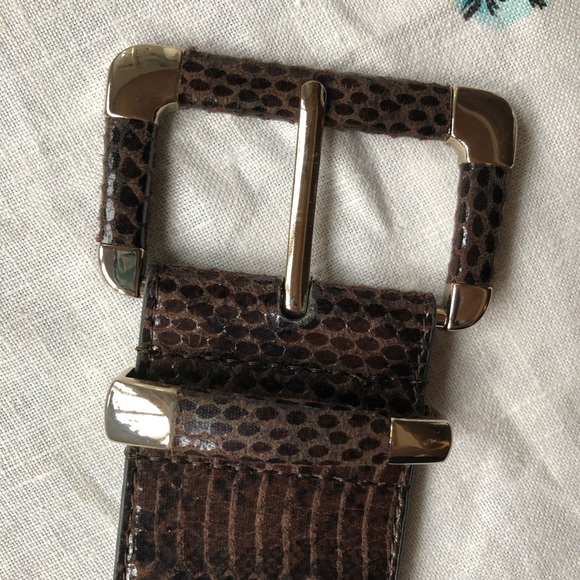 WHBM M Wide Brown Reptile Look Faux Leather Wide Belt - Picture 9 of 9